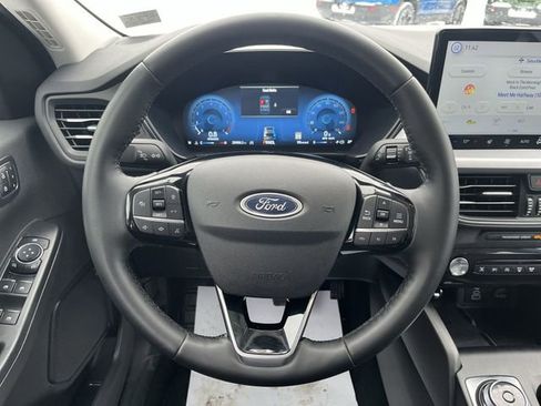Used 2024 Ford Escape Platinum image 13