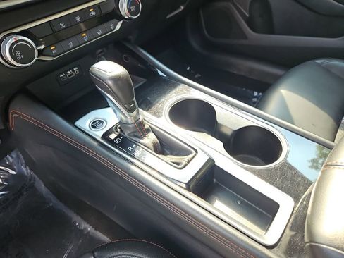 Used 2024 Nissan Altima 2.5 SR image 18