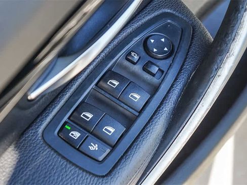 Used 2016 BMW 335i Gran Turismo xDrive image 23