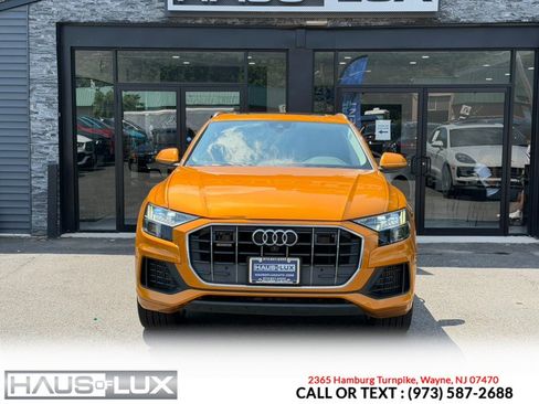 Used 2019 Audi Q8 Premium Plus w/ Premium Plus AWD/4WD image 4