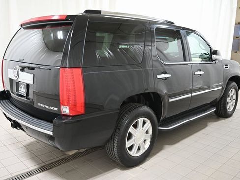 Used 2009 Cadillac Escalade AWD image 13