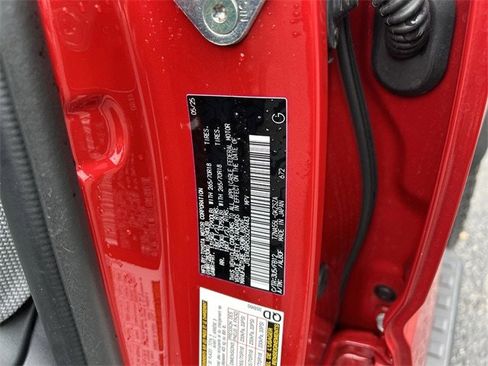 Used 2025 Toyota 4Runner TRD Off-Road image 35