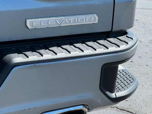 Used 2023 GMC Sierra 1500 Elevation AWD/4WD image 11