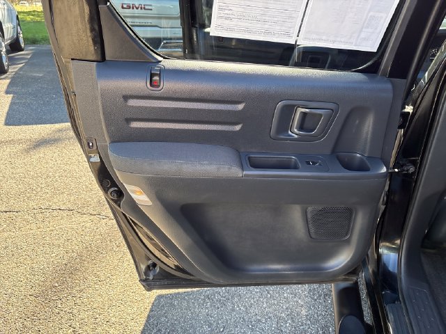 Used 2011 Honda Ridgeline RTS image 16