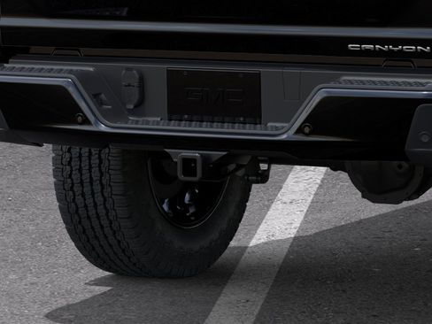 New 2026 GMC Canyon Denali AWD/4WD image 7