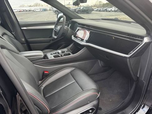 Used 2024 Jeep Wagoneer Launch Edition image 15