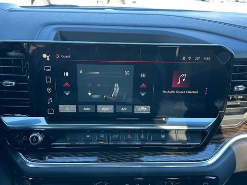 New 2026 GMC Sierra 1500 Elevation image 25