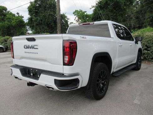 Used 2024 GMC Sierra 1500 Elevation w/ LPO, Elevation Black Package AWD/4WD image 4