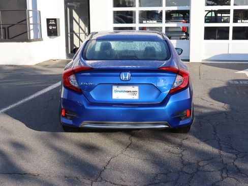 Used 2019 Honda Civic LX image 9