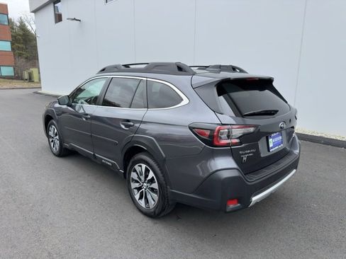 Used 2023 Subaru Outback Limited XT image 8