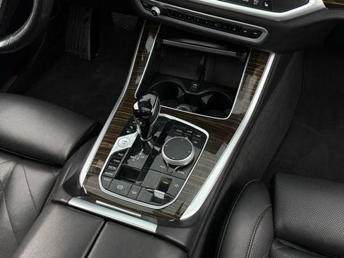 Used 2023 BMW X5 xDrive45e image 28