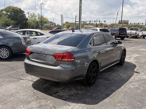 Used 2014 Volkswagen Passat 1.8T Wolfsburg Edition image 4