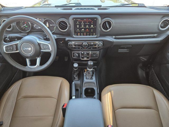 Used 2023 Jeep Wrangler Unlimited Sahara AWD/4WD image 26