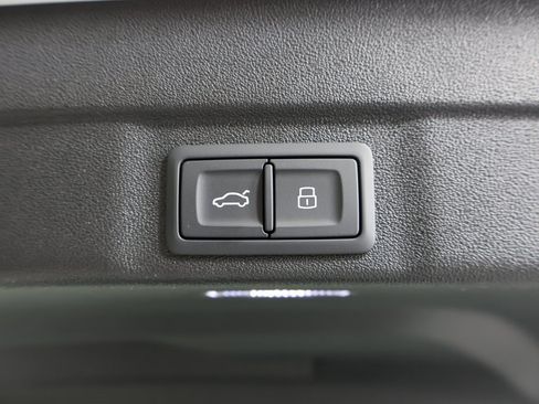 New 2025 Audi A5 2.0T Premium image 17