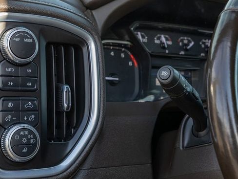 Certified 2022 GMC Sierra 1500 SLT w/ SLT Premium Plus Package image 23