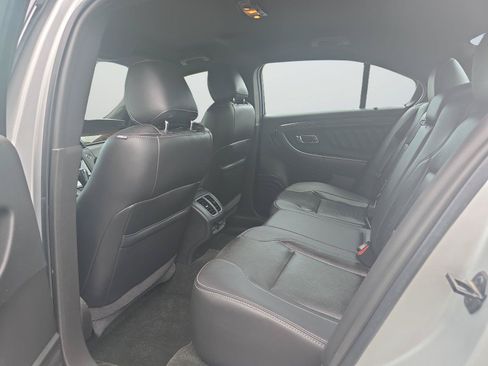 Used 2018 Ford Taurus Limited w/ Driver Assist Package AWD/4WD image 20