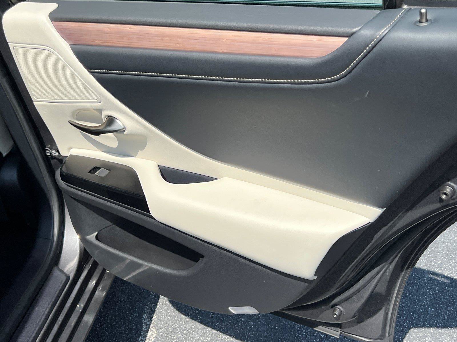 Certified 2025 Lexus ES 350 w/ Premium Package FWD image 16