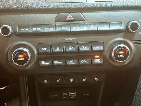 Used 2017 Kia Sportage EX w/ EX Technology Package image 24