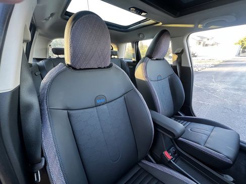 Certified 2025 MINI Cooper S image 20