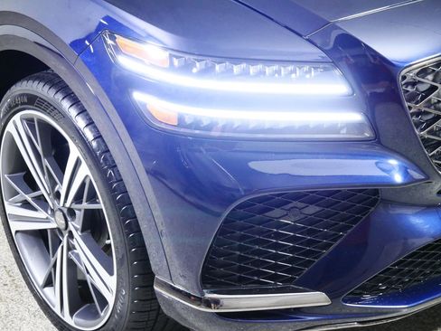 Certified 2025 Genesis GV80 3.5T e-SC AWD/4WD image 16