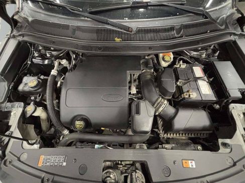 Used 2017 Ford Explorer XLT FWD image 10