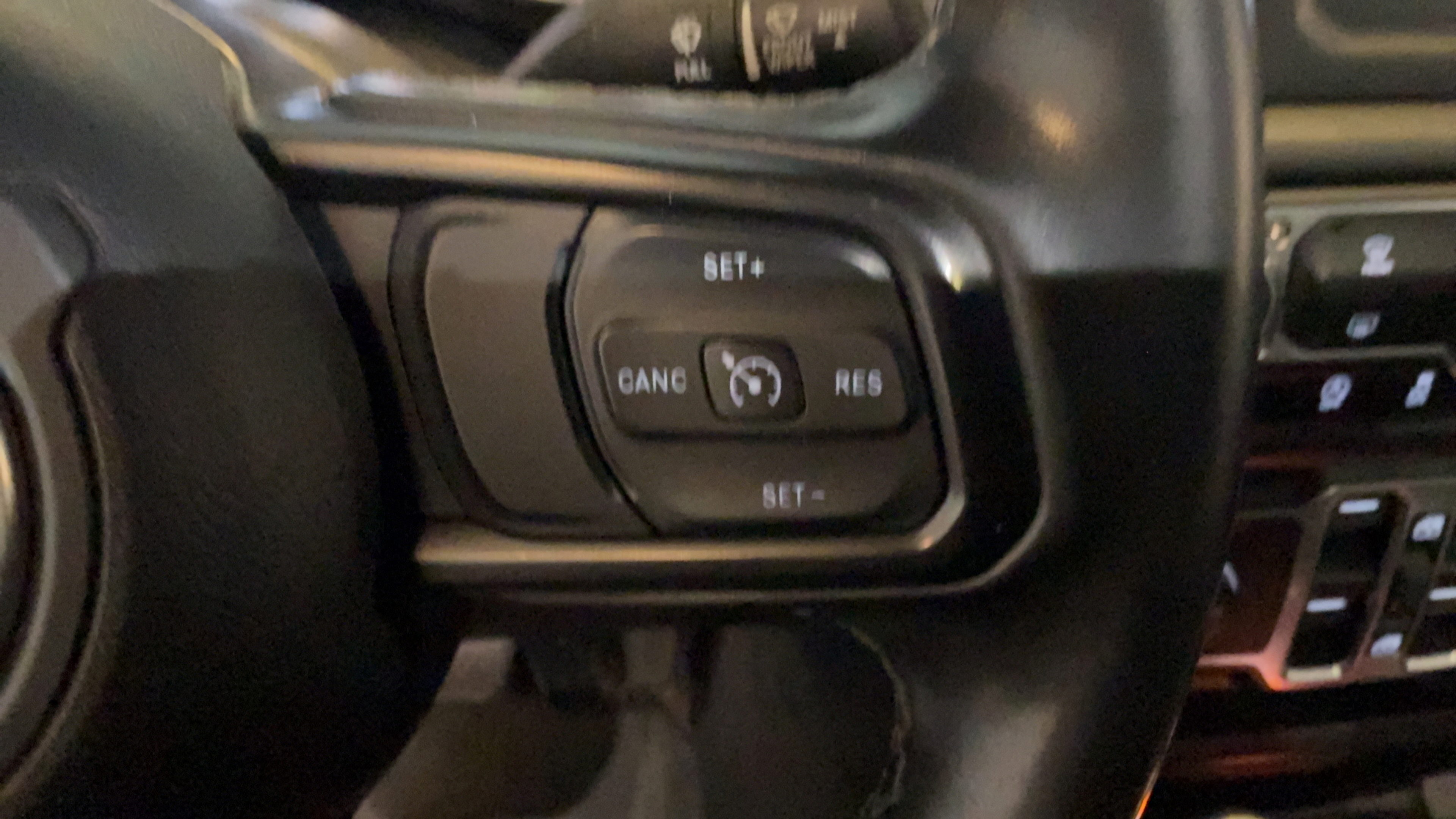 Used 2021 Jeep Gladiator Sport AWD/4WD image 10
