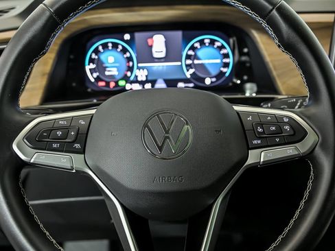 Used 2026 Volkswagen Atlas SE w/ Panoramic Sunroof Package AWD/4WD image 19