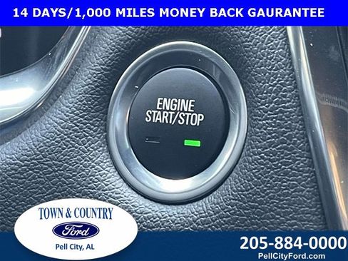 Used 2023 Chevrolet Traverse LT w/ LT Premium Package image 18