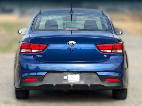 Used 2018 Kia Rio S image 4