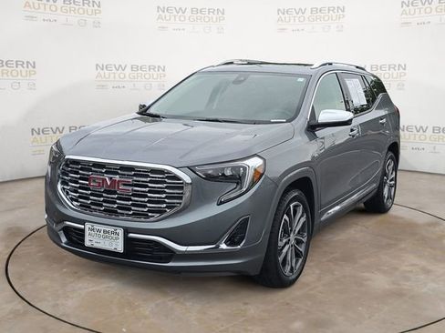 Used 2020 GMC Terrain Denali w/ LPO, Floor Liner Package FWD image 1