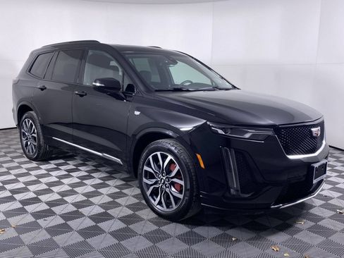 Certified 2024 Cadillac XT6 Sport w/ LPO, Floor Liner Package AWD/4WD image 22