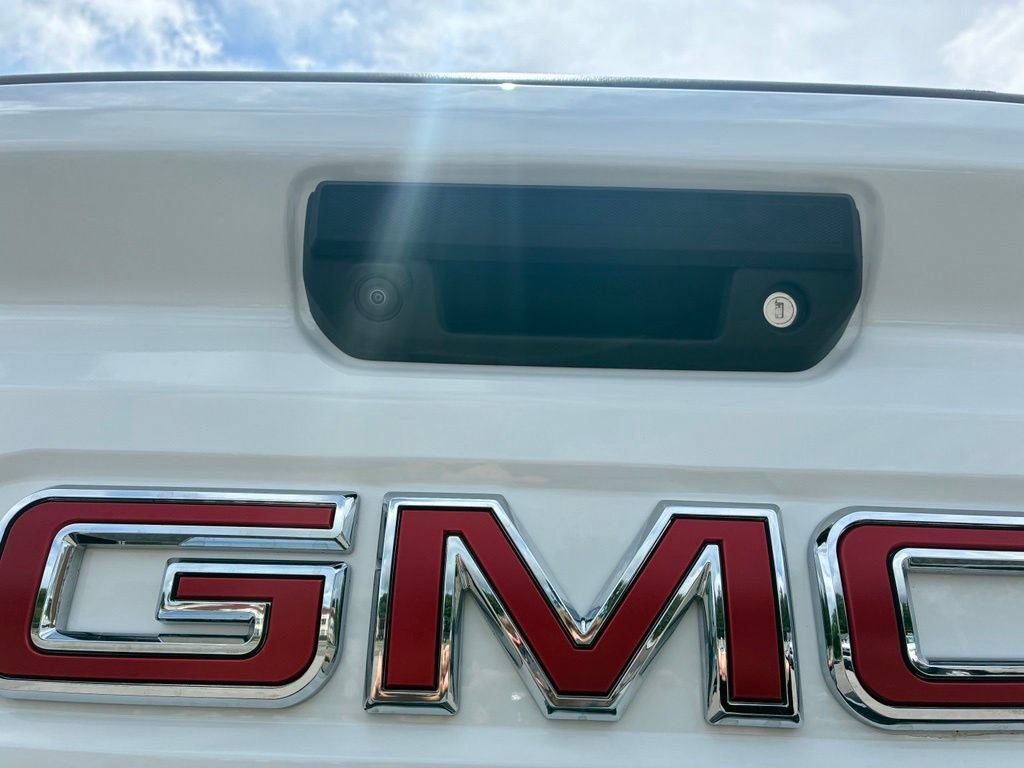 Used 2024 GMC Canyon Elevation w/ Convenience Package AWD/4WD image 13