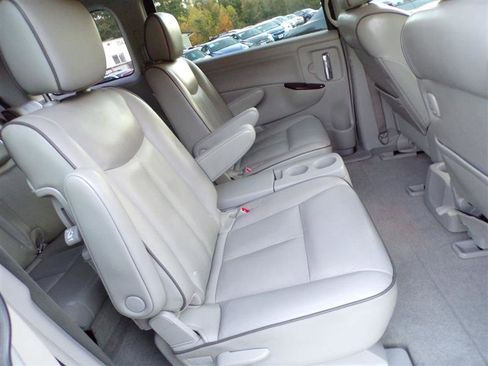 Used 2012 Nissan Quest SV w/ Value Cargo Pkg image 19