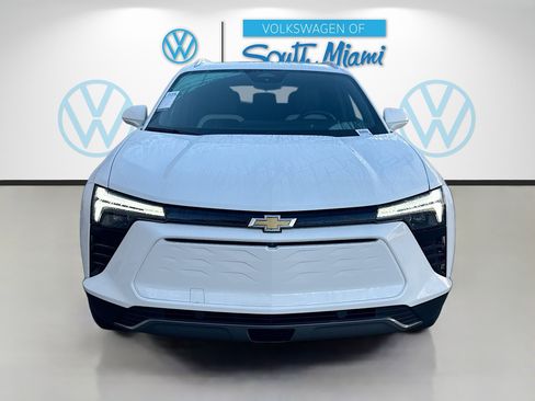 Used 2024 Chevrolet Blazer EV LT image 2