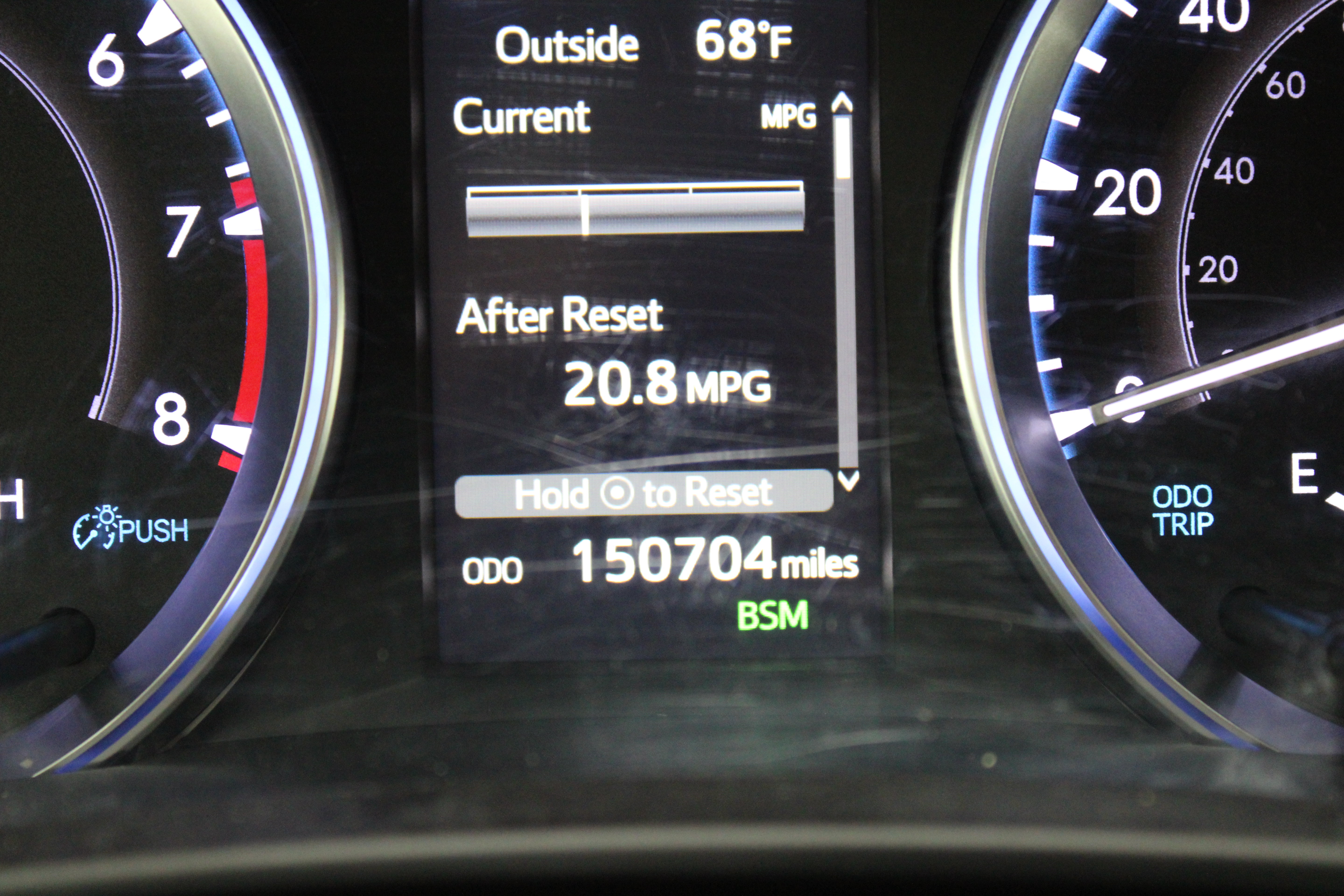 Used 2019 Toyota Highlander XLE FWD image 45