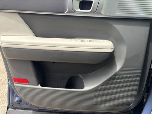 Used 2025 Hyundai Santa Fe SEL FWD image 18