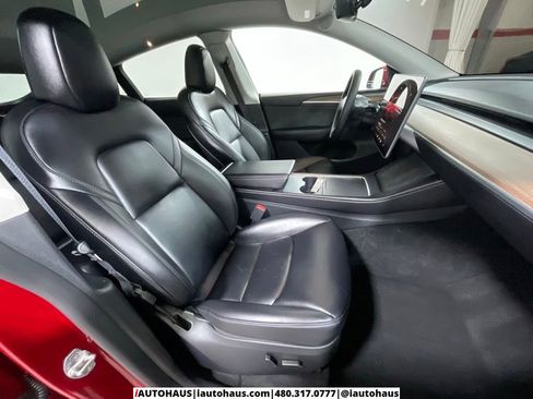 Used 2025 Tesla Model Y Long Range image 20