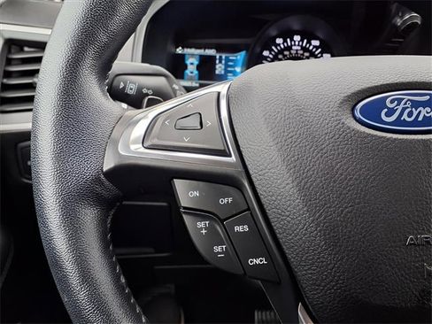 Used 2022 Ford Edge SEL w/ Convenience Package image 29