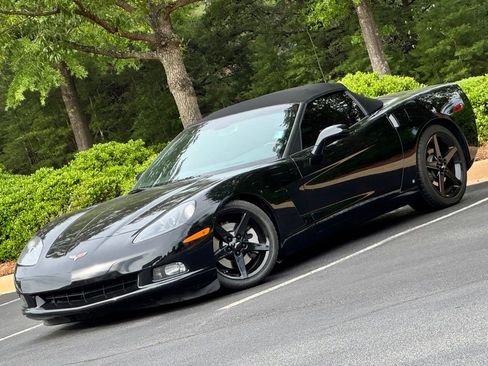 Used 2007 Chevrolet Corvette Convertible w/ Preferred Equipment Group RWD image 1