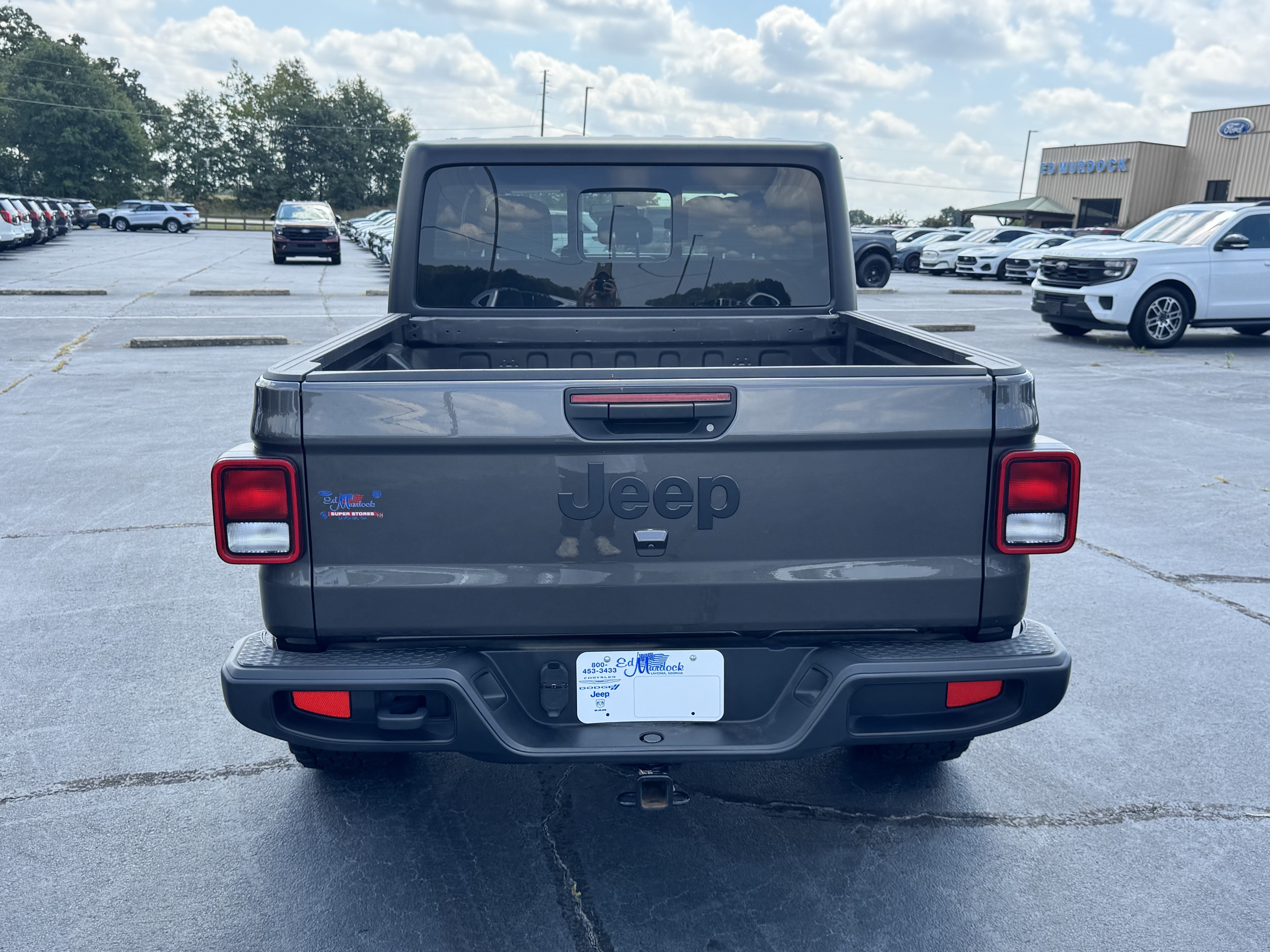 Used 2025 Jeep Gladiator Sport AWD/4WD image 6