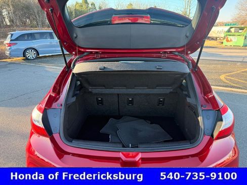 Used 2017 Chevrolet Cruze LT w/ Convenience Package image 20