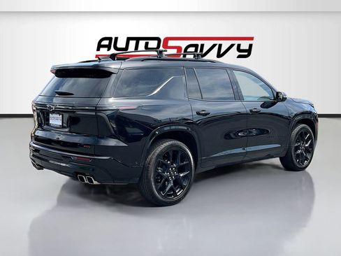 Used 2025 Chevrolet Traverse RS w/ LPO, Floor Liner Package AWD/4WD image 7