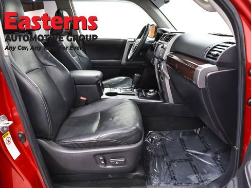 Used 2016 Toyota 4Runner Limited AWD/4WD image 27