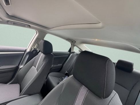 Used 2019 Honda Civic EX image 13