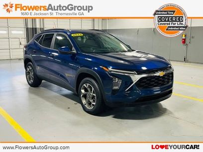 Used 2024 Chevrolet Trax LT w/ Driver Confidence Package