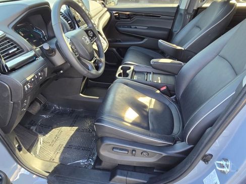 Used 2024 Honda Odyssey Elite image 19