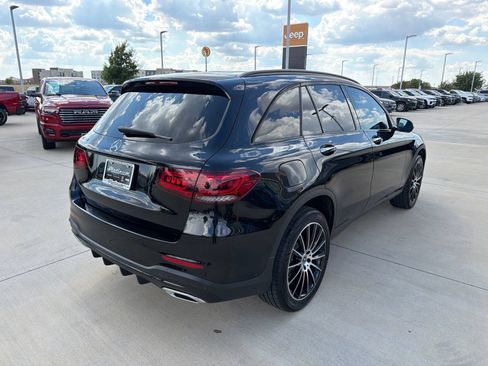 Used 2022 Mercedes-Benz GLC 300 image 5