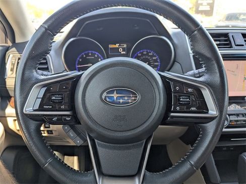 Used 2018 Subaru Outback 3.6R Limited image 30
