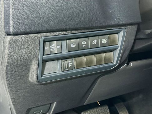 Used 2025 Toyota Tundra SR w/ SR Tow Package AWD/4WD image 7