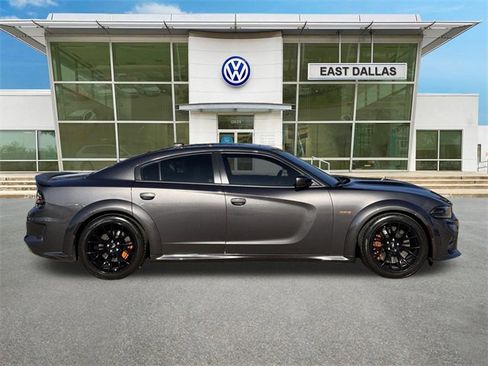 Used 2022 Dodge Charger Scat Pack image 2